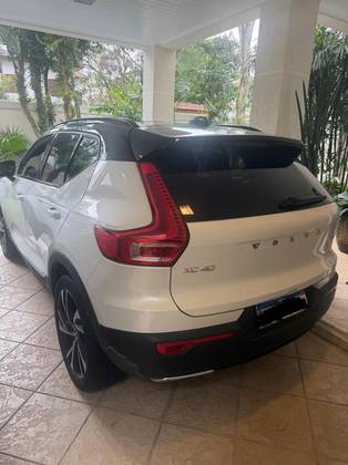 VOLVO XC40 2.0 T5 GASOLINA R-DESIGN AWD GEARTRONIC